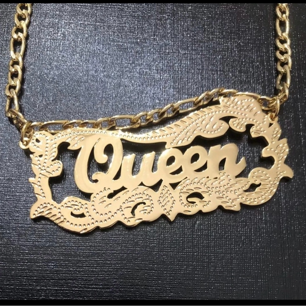 stainless steel Queen necklace